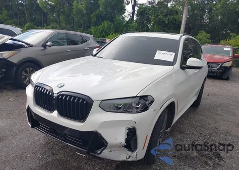 2024 BMW X3 xDrive30I z USA, uszkodzony, nr VIN 5UX53DP03R9U53045